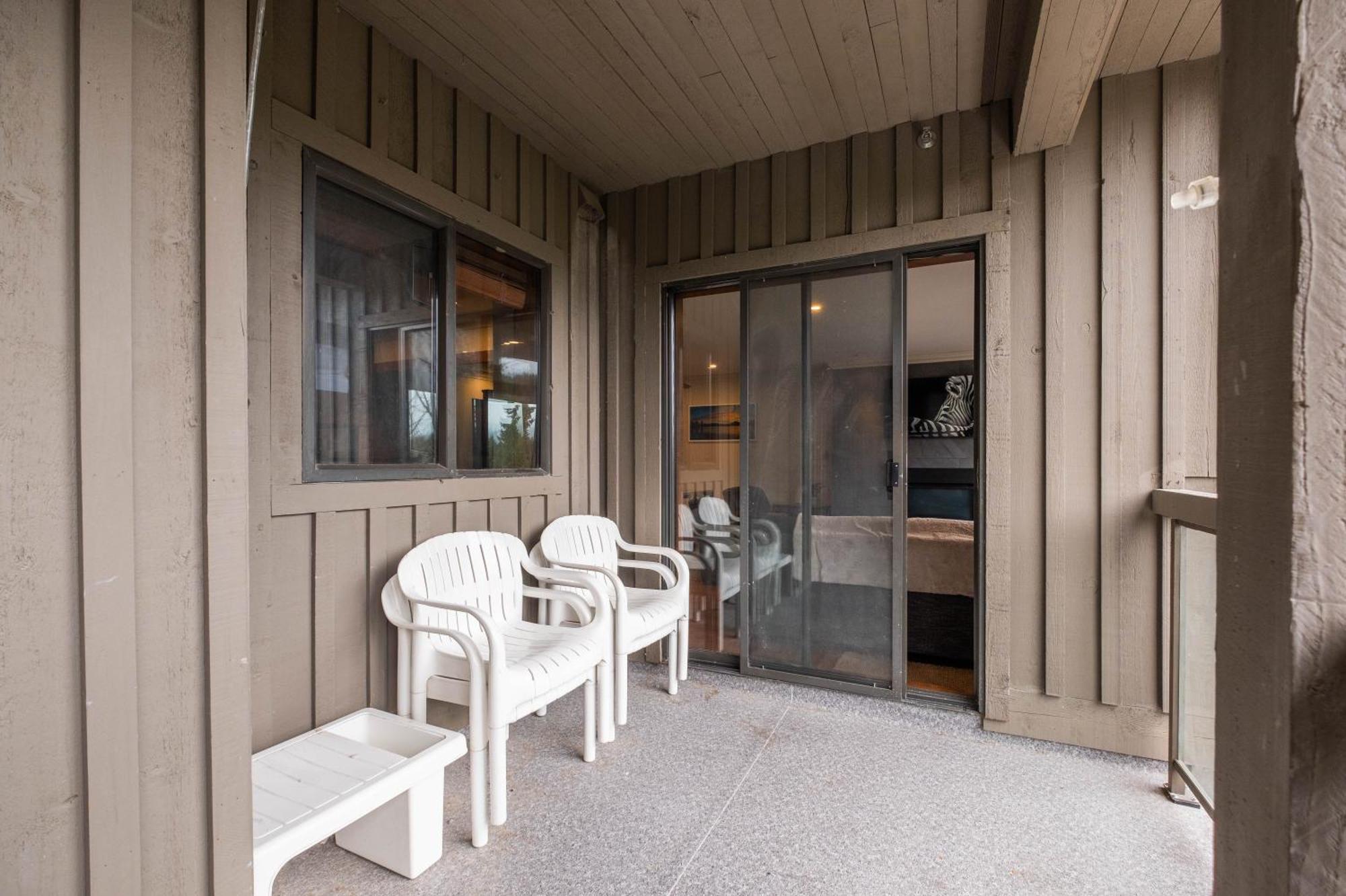 Greyhawk By Outpost Whistler Villa Екстериор снимка