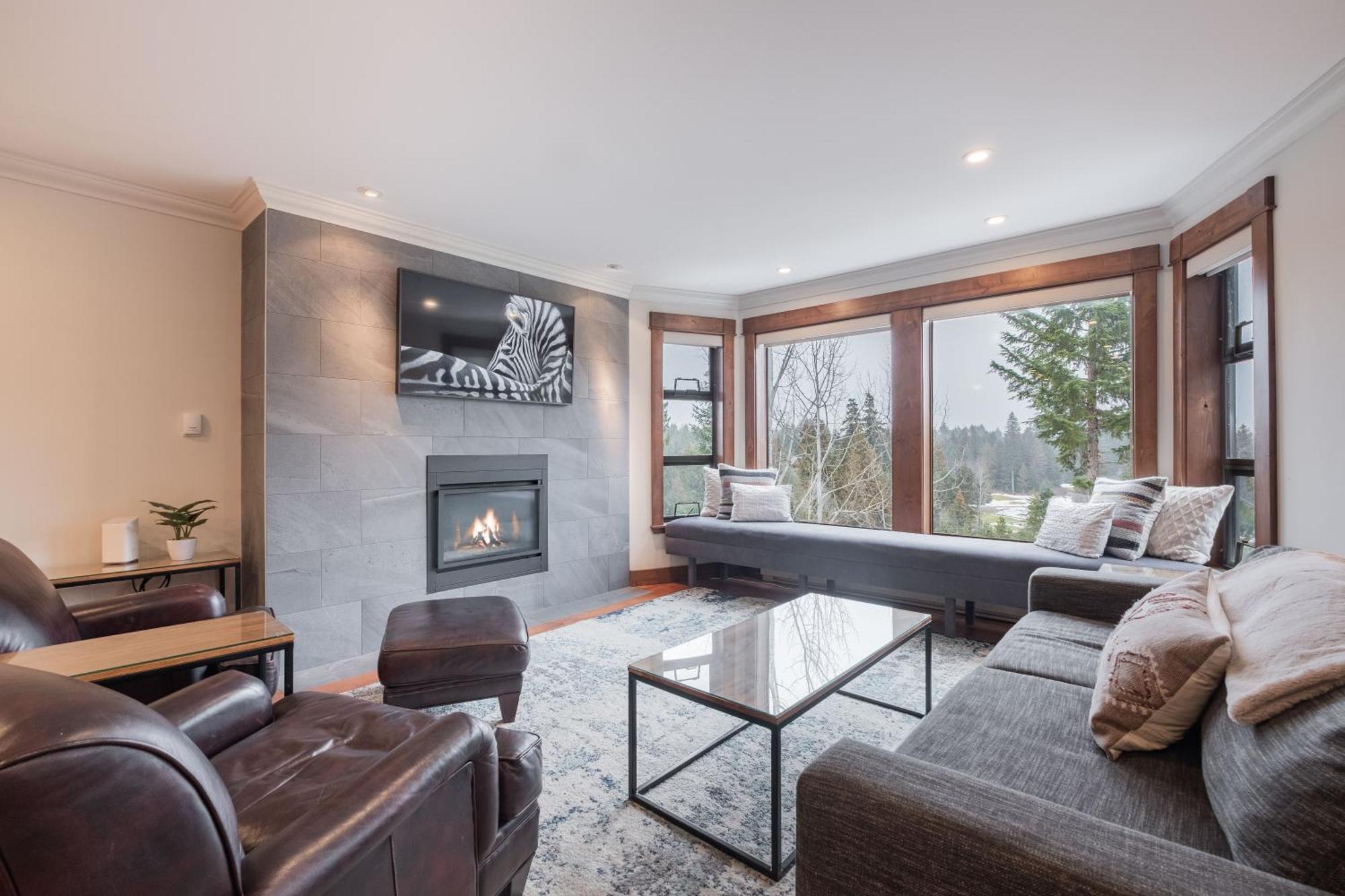 Greyhawk By Outpost Whistler Villa Екстериор снимка