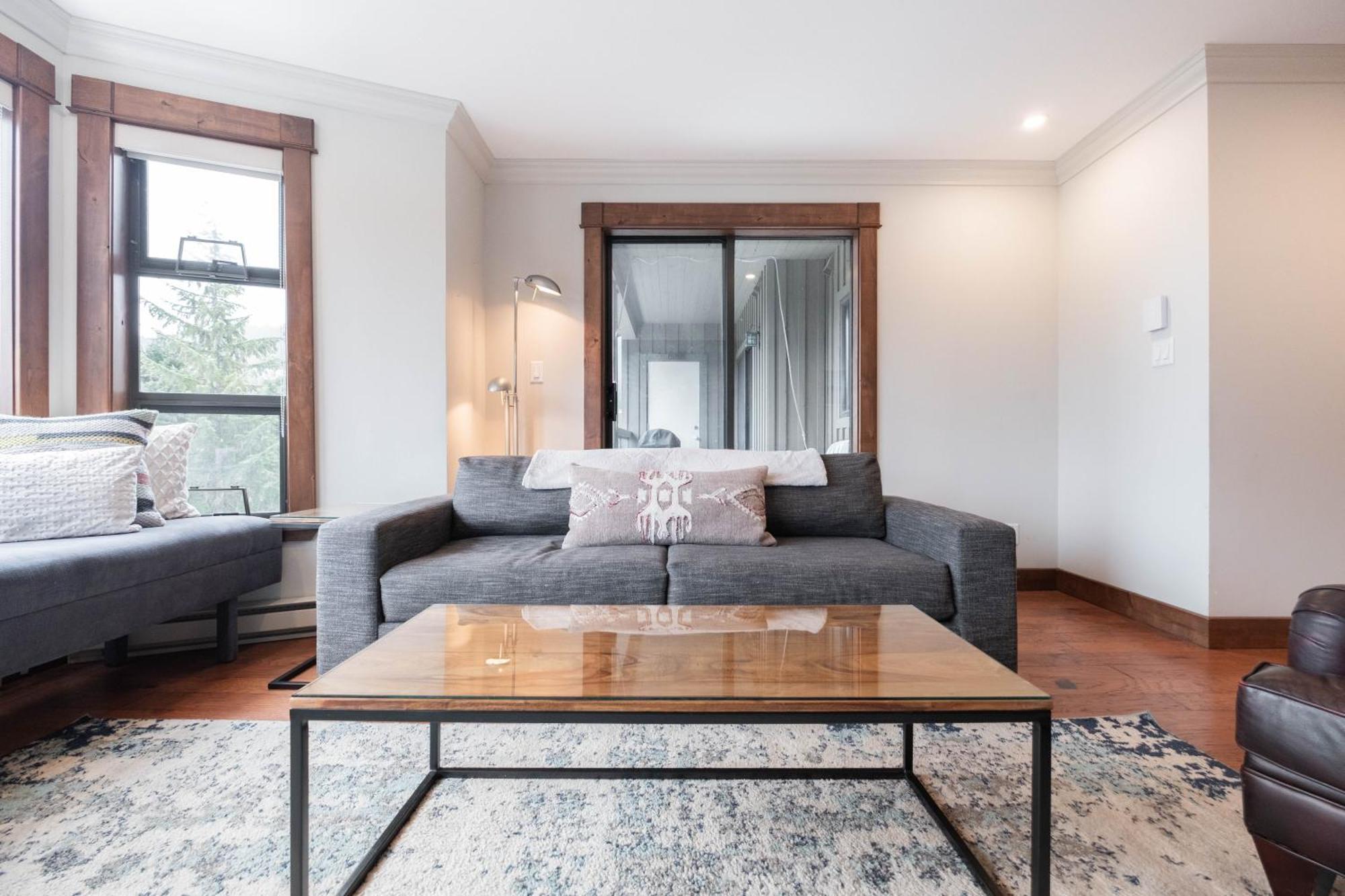 Greyhawk By Outpost Whistler Villa Екстериор снимка