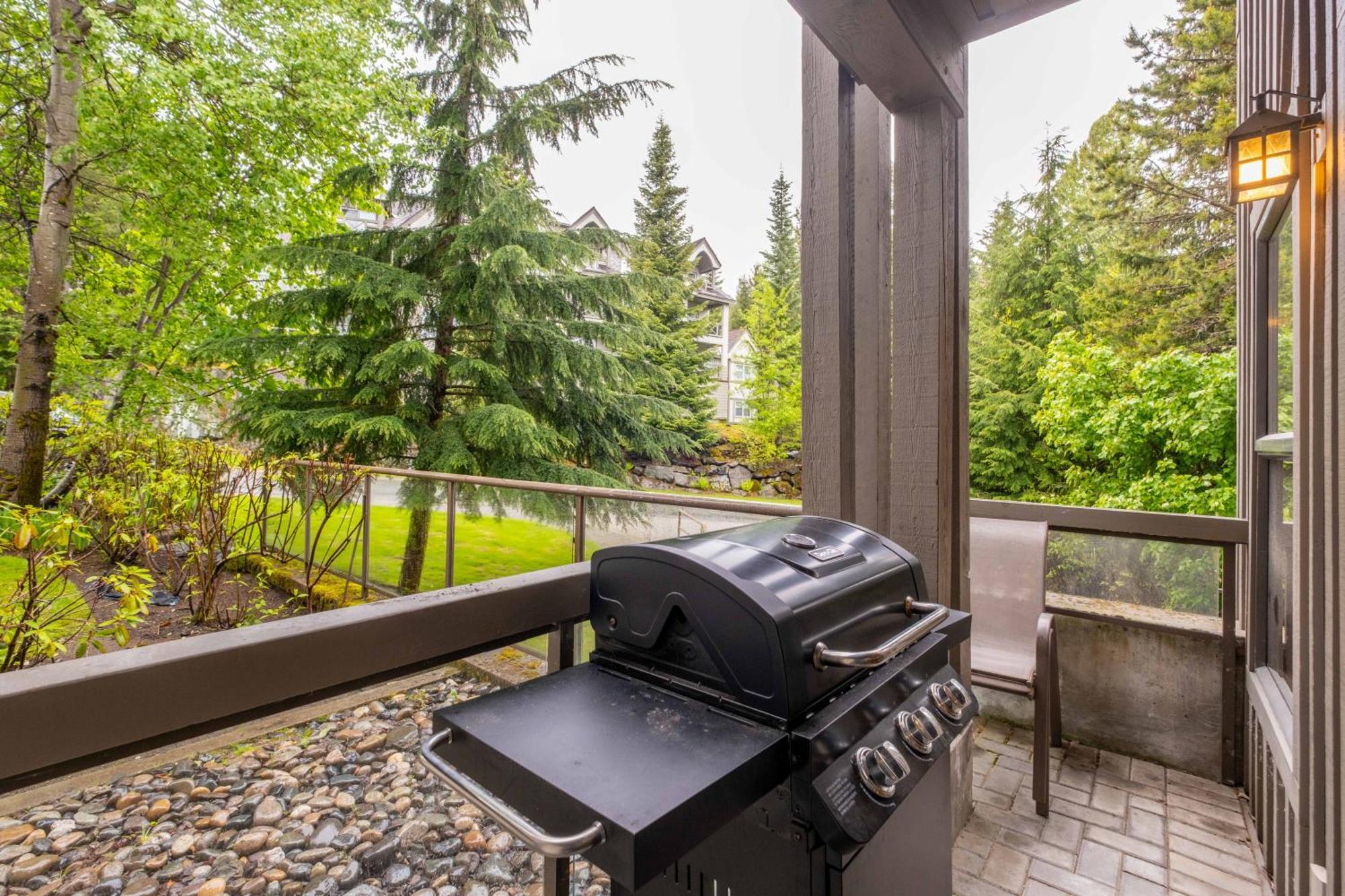 Greyhawk By Outpost Whistler Villa Екстериор снимка