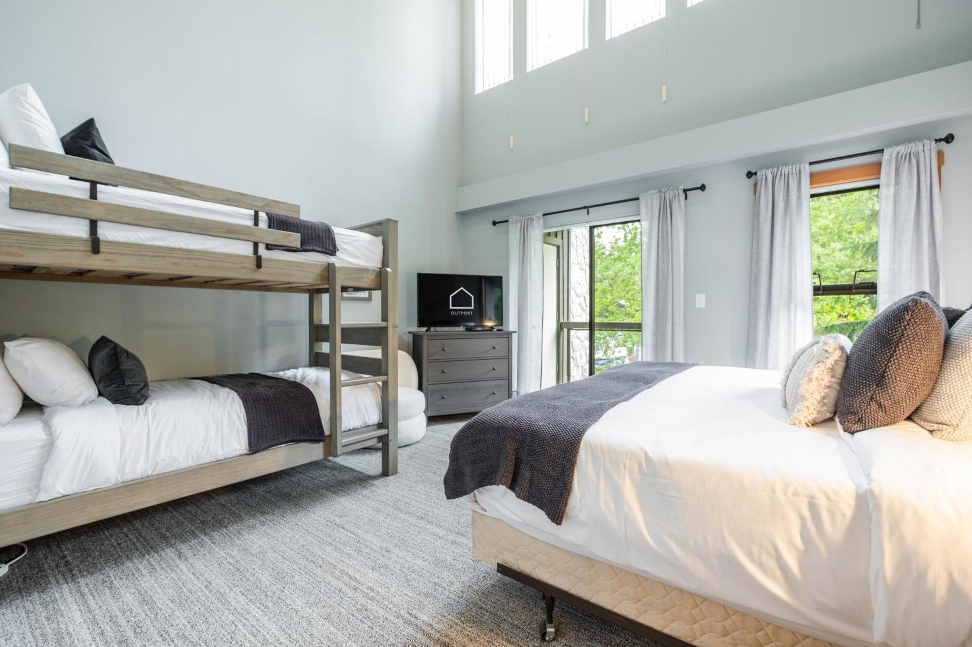Greyhawk By Outpost Whistler Villa Екстериор снимка
