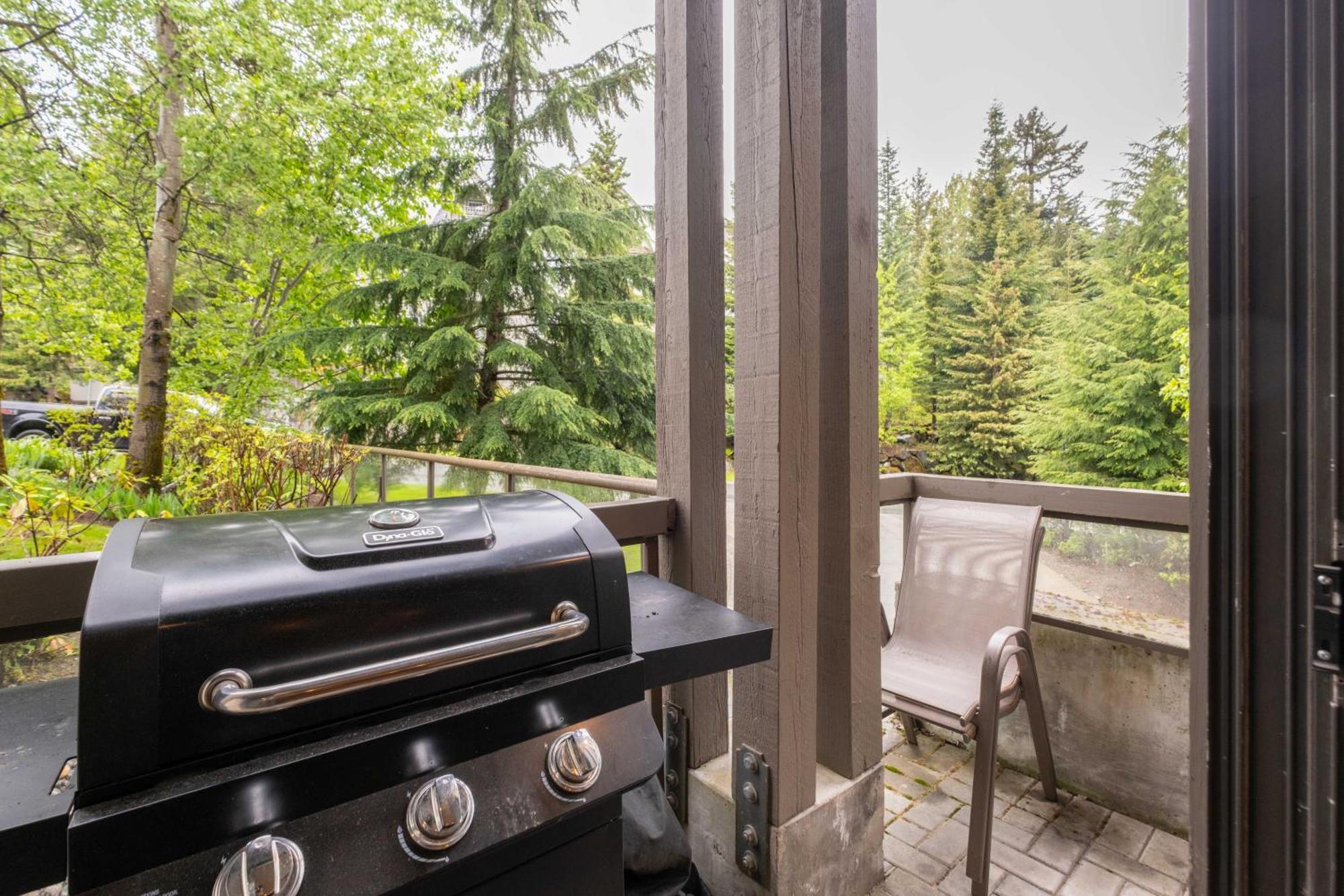 Greyhawk By Outpost Whistler Villa Екстериор снимка