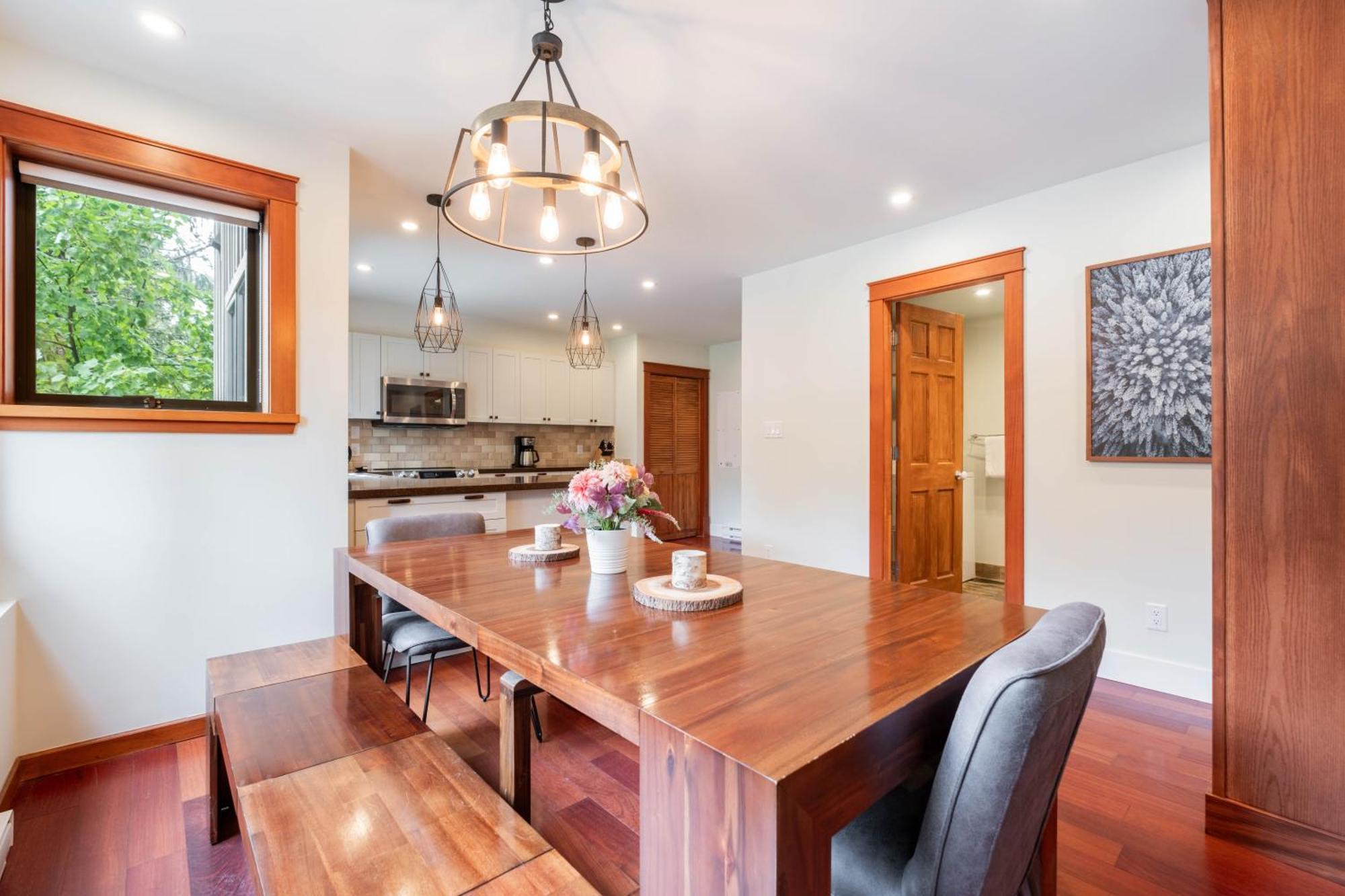 Greyhawk By Outpost Whistler Villa Екстериор снимка