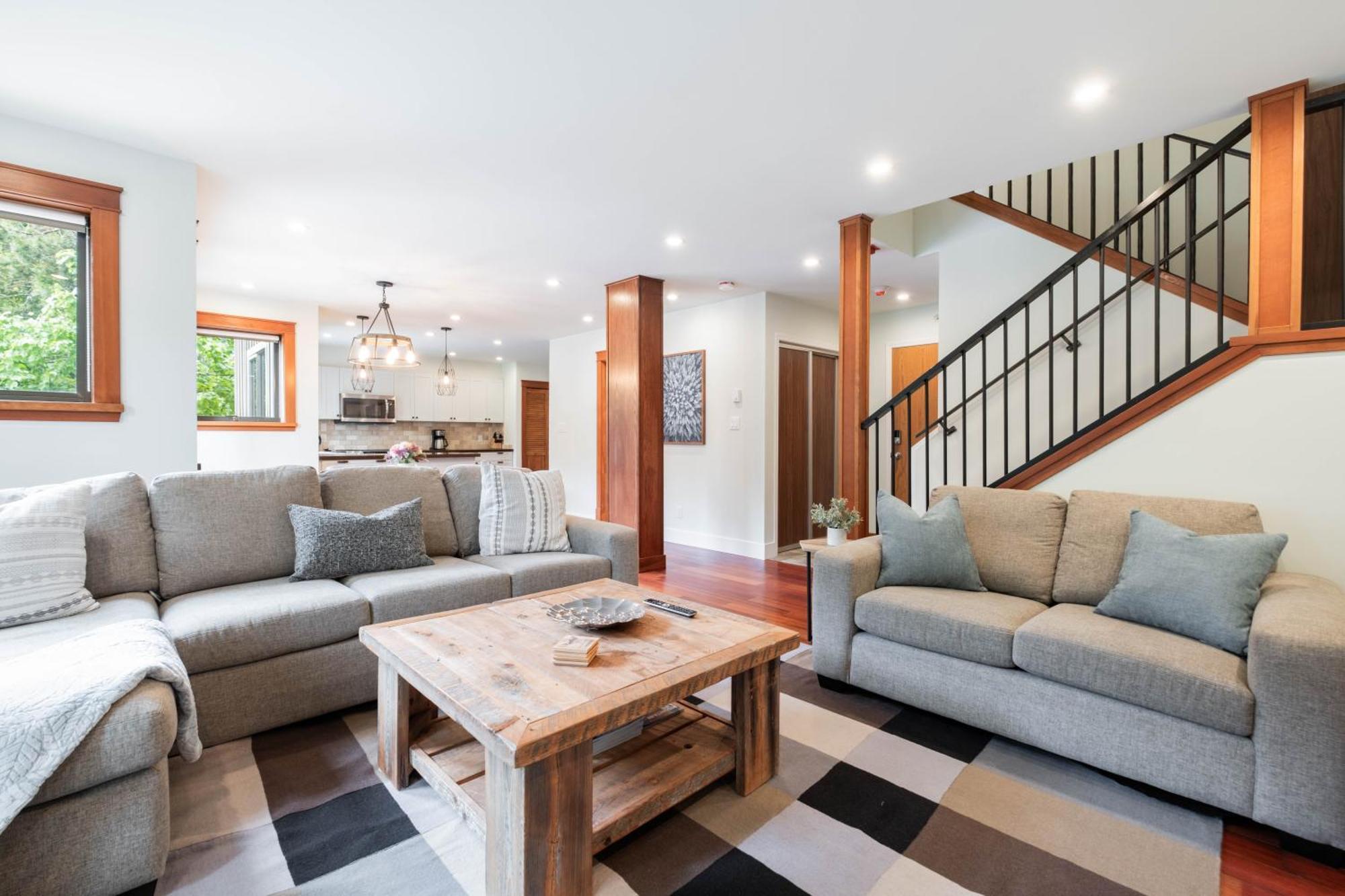 Greyhawk By Outpost Whistler Villa Екстериор снимка