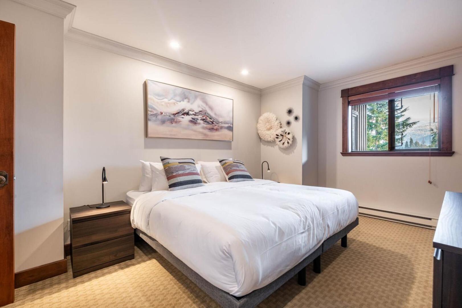 Greyhawk By Outpost Whistler Villa Екстериор снимка
